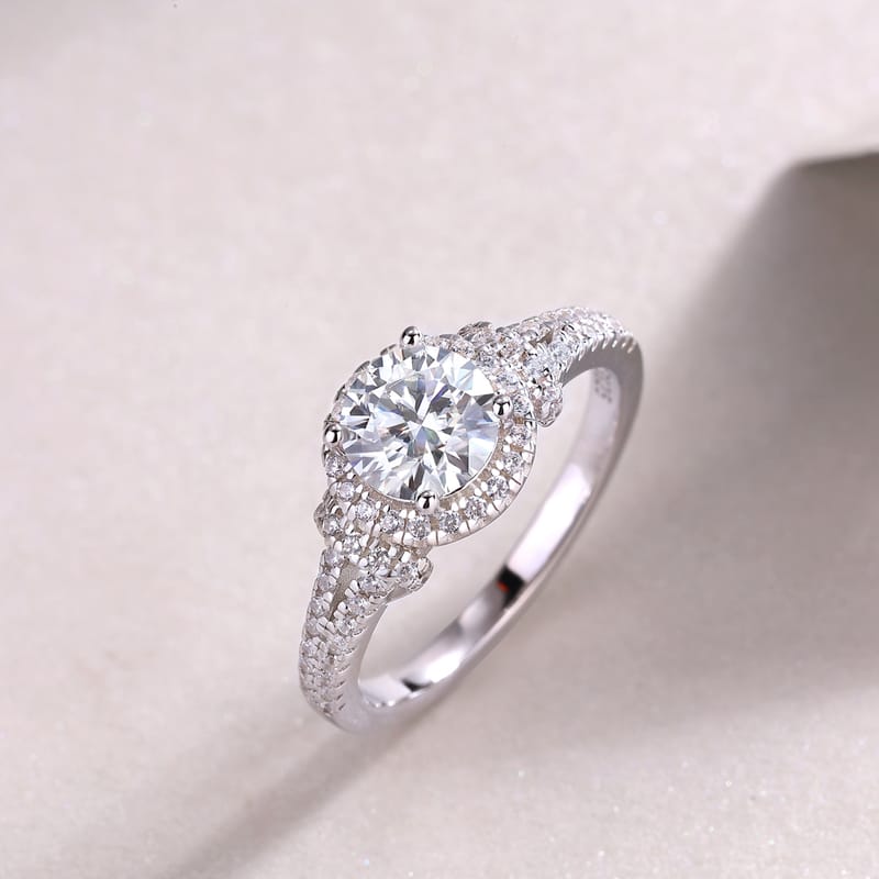 Large 1 Carat Moissanite S925 Silver Wedding Ring, view 1