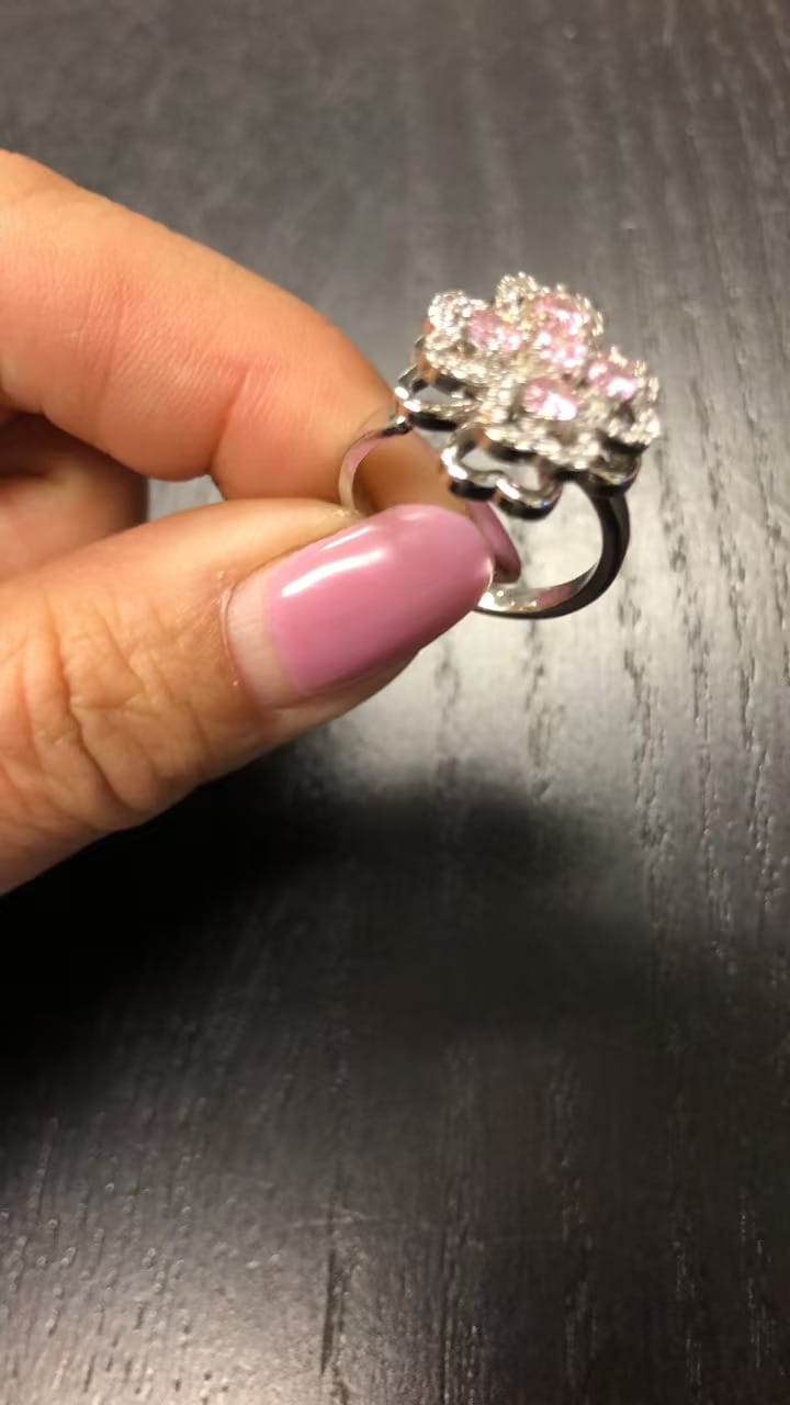 Golden Clover Rotate Ring, view 1