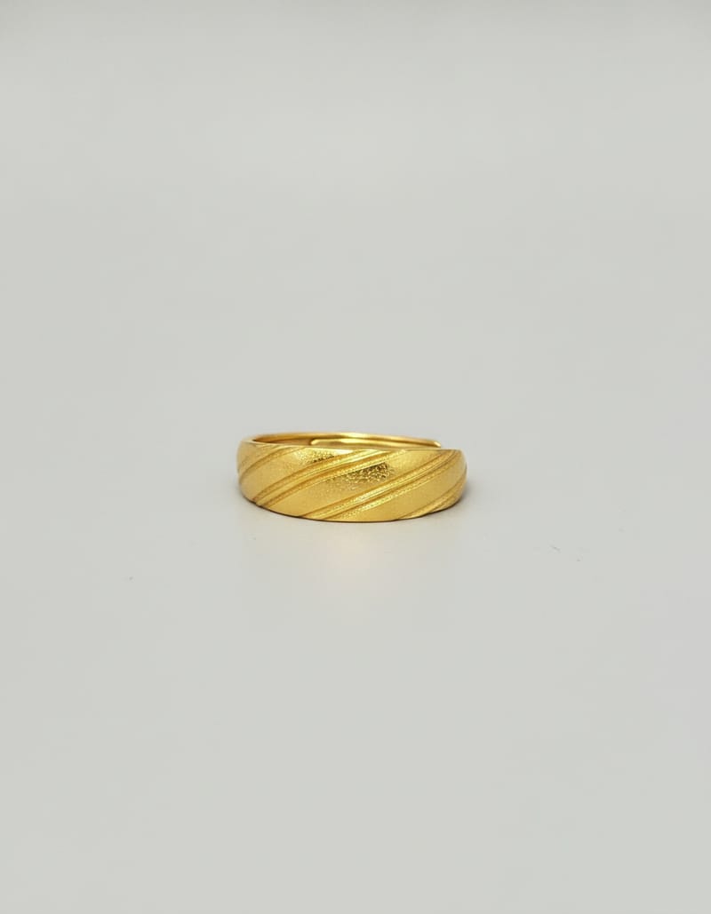 Gold Dome Croissant Band Ring — studio main