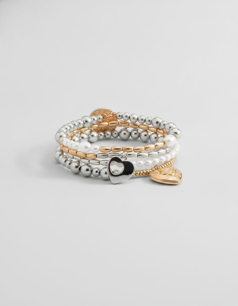 Heart Charm and Pearl Beaded Bracelet 5-Piece Set — studio main