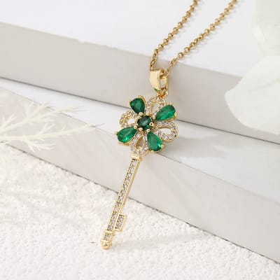 Creative Retro Key Flower Necklace