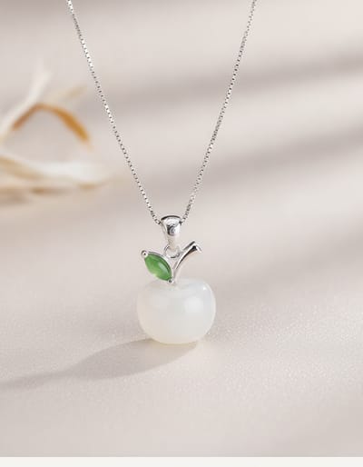Creative Fashion Hetian Jade Pendant Necklace